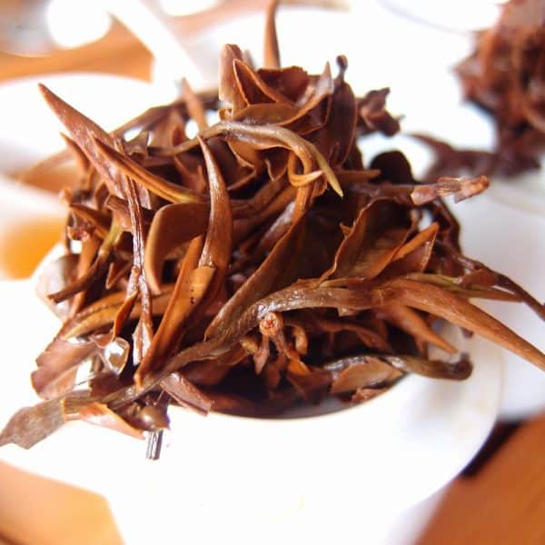 Oriental Beauty Oolong Bai Hao White Tip Oolong Tea from Taiwan