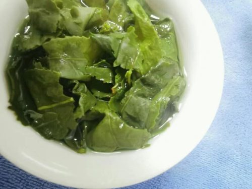 The aroma of this Ti Kwan Yin Oolong Tea is simply amazing