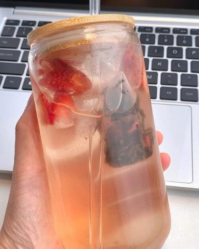This Strawberry Oolong Tea is simply delicious