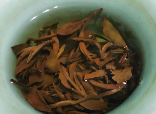 I’ve been enjoying this white tip oolong tea for a couple of weeks now